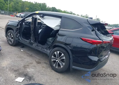 2021 Toyota Highlander Xle из США, поврежденный, VIN 5TDGZRBHXMS524495